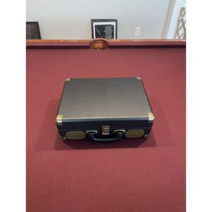 Retrolife Vintage Suitcase Record Player